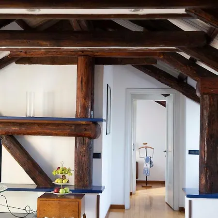 Polvere Di Stelle Apartment *